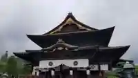 善光寺の本殿・本堂