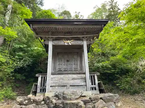 伊香具坂神社の本殿