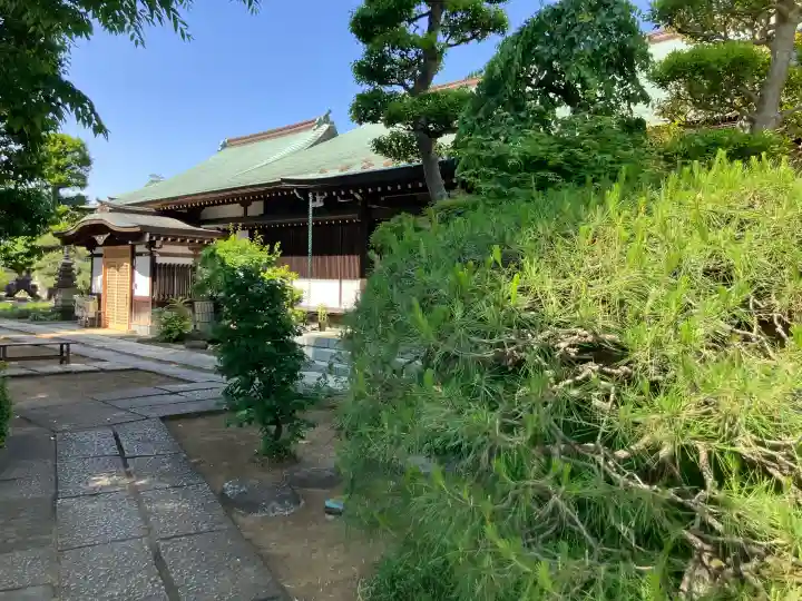 泉養寺の{uncategorized: "未分類", other: "その他", undefined: "問題あり", building: "その他建物", grave: "お墓", sacred_gate: "鳥居", guardian: "狛犬", statue: "像", buddha: "仏像", history: "歴史", nature: "自然", garden: "庭園", animal: "動物", pagoda: "塔", temizu: "手水舎", mountain_gate: "山門・神門", sanctuary: "本殿・本堂", subordinate: "末社・摂社", art: "芸術", scenery: "景色", jizo: "地蔵", ema: "絵馬", goshuin: "御朱印", omikuji: "おみくじ", items: "授与品その他", amulet: "お守り", goshuincho: "御朱印帳", eats: "食事", festival: "お祭り", votive_dance: "神楽", shichigosan: "七五三参", wedding: "結婚式", experience: "体験その他", initially: "初詣", around: "周辺", anti_infection: "感染症対策"}