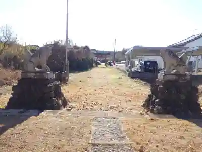 阿和須神社の{uncategorized: "未分類", other: "その他", undefined: "問題あり", building: "その他建物", grave: "お墓", sacred_gate: "鳥居", guardian: "狛犬", statue: "像", buddha: "仏像", history: "歴史", nature: "自然", garden: "庭園", animal: "動物", pagoda: "塔", temizu: "手水舎", mountain_gate: "山門・神門", sanctuary: "本殿・本堂", subordinate: "末社・摂社", art: "芸術", scenery: "景色", jizo: "地蔵", ema: "絵馬", goshuin: "御朱印", omikuji: "おみくじ", items: "授与品その他", amulet: "お守り", goshuincho: "御朱印帳", eats: "食事", festival: "お祭り", votive_dance: "神楽", shichigosan: "七五三参", wedding: "結婚式", experience: "体験その他", initially: "初詣", around: "周辺", anti_infection: "感染症対策"}