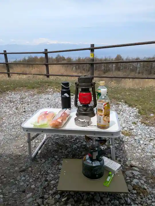 諏訪大社の{uncategorized: "未分類", other: "その他", undefined: "問題あり", building: "その他建物", grave: "お墓", sacred_gate: "鳥居", guardian: "狛犬", statue: "像", buddha: "仏像", history: "歴史", nature: "自然", garden: "庭園", animal: "動物", pagoda: "塔", temizu: "手水舎", mountain_gate: "山門・神門", sanctuary: "本殿・本堂", subordinate: "末社・摂社", art: "芸術", scenery: "景色", jizo: "地蔵", ema: "絵馬", goshuin: "御朱印", omikuji: "おみくじ", items: "授与品その他", amulet: "お守り", goshuincho: "御朱印帳", eats: "食事", festival: "お祭り", votive_dance: "神楽", shichigosan: "七五三参", wedding: "結婚式", experience: "体験その他", initially: "初詣", around: "周辺", anti_infection: "感染症対策"}