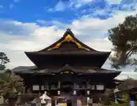 善光寺の本殿・本堂