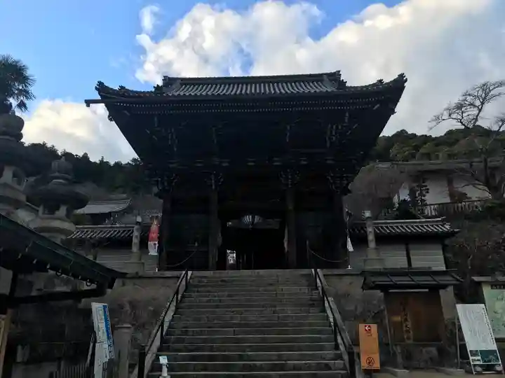 長谷寺の山門・神門