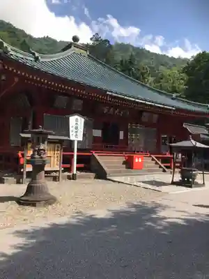 中禅寺の本殿・本堂
