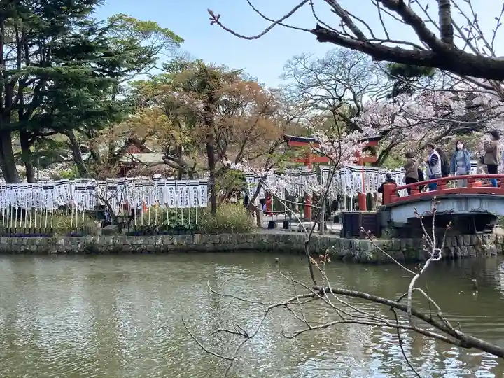 旗上弁財天社の景色