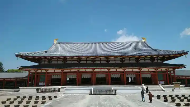 薬師寺の本殿・本堂