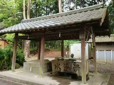 大草神社の手水舎