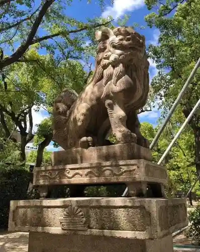 湊川神社の狛犬