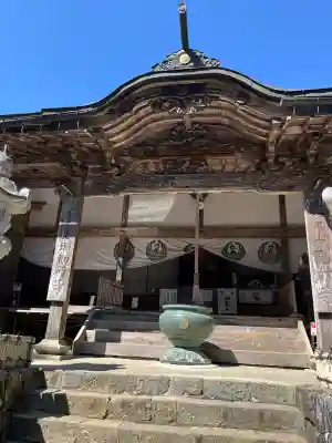 鶴林寺の{uncategorized: "未分類", other: "その他", undefined: "問題あり", building: "その他建物", grave: "お墓", sacred_gate: "鳥居", guardian: "狛犬", statue: "像", buddha: "仏像", history: "歴史", nature: "自然", garden: "庭園", animal: "動物", pagoda: "塔", temizu: "手水舎", mountain_gate: "山門・神門", sanctuary: "本殿・本堂", subordinate: "末社・摂社", art: "芸術", scenery: "景色", jizo: "地蔵", ema: "絵馬", goshuin: "御朱印", omikuji: "おみくじ", items: "授与品その他", amulet: "お守り", goshuincho: "御朱印帳", eats: "食事", festival: "お祭り", votive_dance: "神楽", shichigosan: "七五三参", wedding: "結婚式", experience: "体験その他", initially: "初詣", around: "周辺", anti_infection: "感染症対策"}