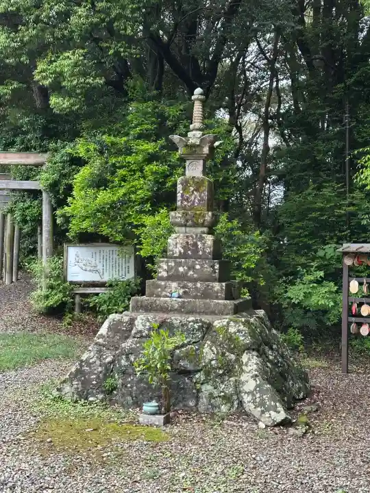 松尾観音寺の{uncategorized: "未分類", other: "その他", undefined: "問題あり", building: "その他建物", grave: "お墓", sacred_gate: "鳥居", guardian: "狛犬", statue: "像", buddha: "仏像", history: "歴史", nature: "自然", garden: "庭園", animal: "動物", pagoda: "塔", temizu: "手水舎", mountain_gate: "山門・神門", sanctuary: "本殿・本堂", subordinate: "末社・摂社", art: "芸術", scenery: "景色", jizo: "地蔵", ema: "絵馬", goshuin: "御朱印", omikuji: "おみくじ", items: "授与品その他", amulet: "お守り", goshuincho: "御朱印帳", eats: "食事", festival: "お祭り", votive_dance: "神楽", shichigosan: "七五三参", wedding: "結婚式", experience: "体験その他", initially: "初詣", around: "周辺", anti_infection: "感染症対策"}