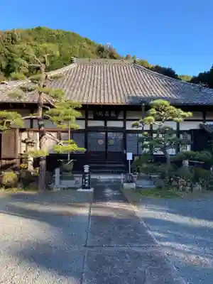 龍岳院の本殿・本堂