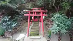 岩殿寺の末社