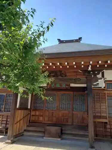 鳳林寺の本殿・本堂