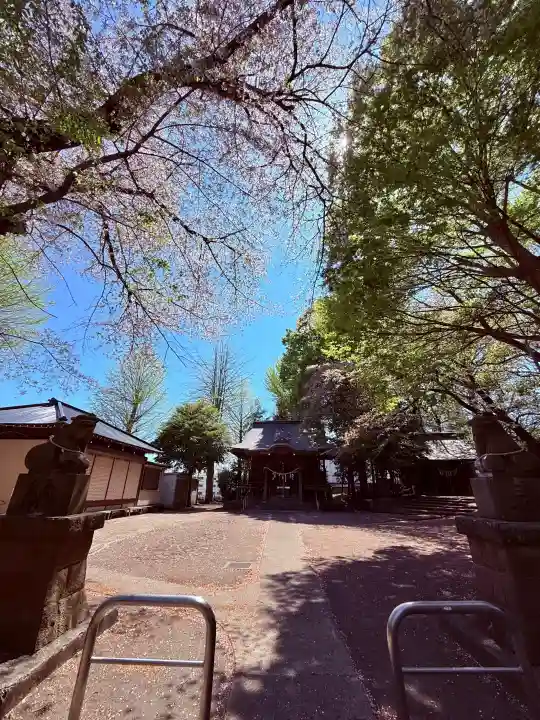 長島神社の{uncategorized: "未分類", other: "その他", undefined: "問題あり", building: "その他建物", grave: "お墓", sacred_gate: "鳥居", guardian: "狛犬", statue: "像", buddha: "仏像", history: "歴史", nature: "自然", garden: "庭園", animal: "動物", pagoda: "塔", temizu: "手水舎", mountain_gate: "山門・神門", sanctuary: "本殿・本堂", subordinate: "末社・摂社", art: "芸術", scenery: "景色", jizo: "地蔵", ema: "絵馬", goshuin: "御朱印", omikuji: "おみくじ", items: "授与品その他", amulet: "お守り", goshuincho: "御朱印帳", eats: "食事", festival: "お祭り", votive_dance: "神楽", shichigosan: "七五三参", wedding: "結婚式", experience: "体験その他", initially: "初詣", around: "周辺", anti_infection: "感染症対策"}