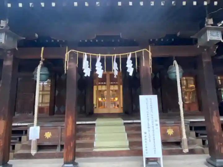 鳥海月山両所宮の本殿・本堂