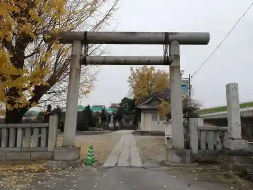 栗橋八坂神社の鳥居