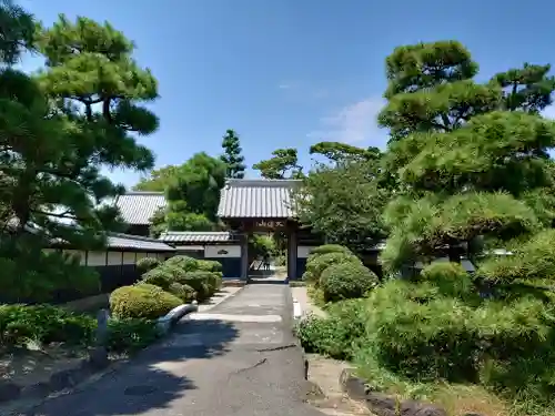 成道寺の山門