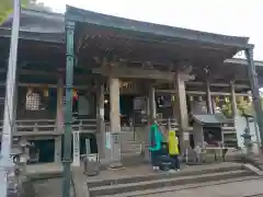 青岸渡寺の本殿