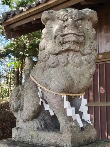 三輪神社の狛犬