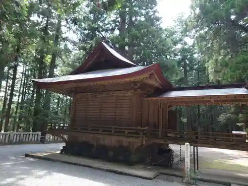 赤城神社(三夜沢町)の本殿