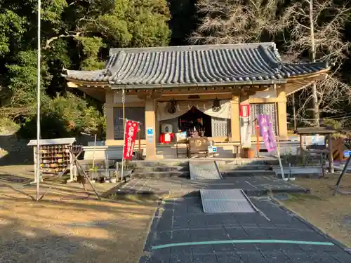 八幡神社の本殿