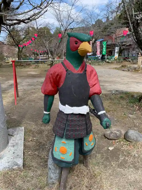 桃太郎神社(栗栖)の狛犬