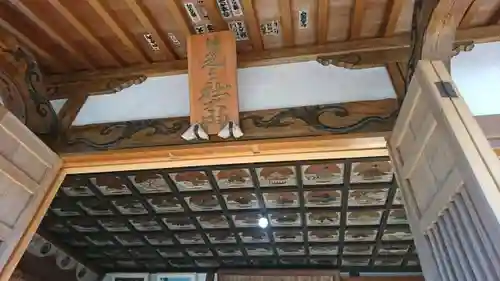 三柱神社（駒場町）の本殿・本堂