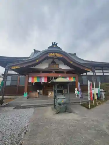 法長寺の本殿・本堂