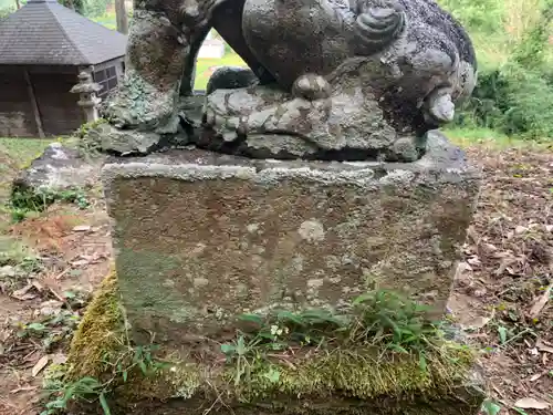 山神社の狛犬