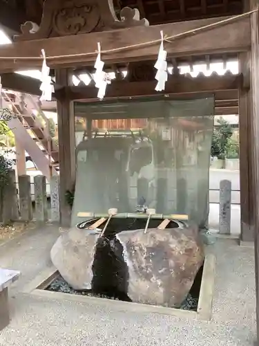 御嶽神社茅萱宮の手水