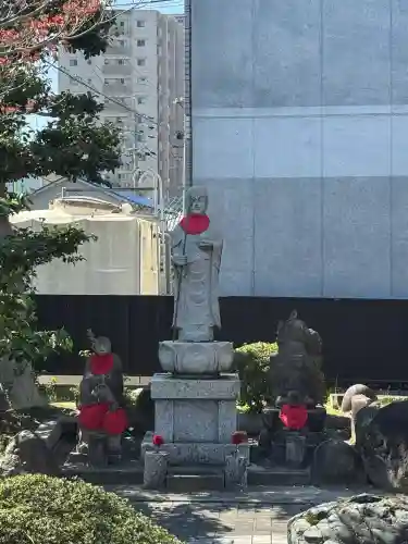 関貞寺（松林山）の{uncategorized: "未分類", other: "その他", undefined: "問題あり", building: "その他建物", grave: "お墓", sacred_gate: "鳥居", guardian: "狛犬", statue: "像", buddha: "仏像", history: "歴史", nature: "自然", garden: "庭園", animal: "動物", pagoda: "塔", temizu: "手水舎", mountain_gate: "山門・神門", sanctuary: "本殿・本堂", subordinate: "末社・摂社", art: "芸術", scenery: "景色", jizo: "地蔵", ema: "絵馬", goshuin: "御朱印", omikuji: "おみくじ", items: "授与品その他", amulet: "お守り", goshuincho: "御朱印帳", eats: "食事", festival: "お祭り", votive_dance: "神楽", shichigosan: "七五三参", wedding: "結婚式", experience: "体験その他", initially: "初詣", around: "周辺", anti_infection: "感染症対策"}