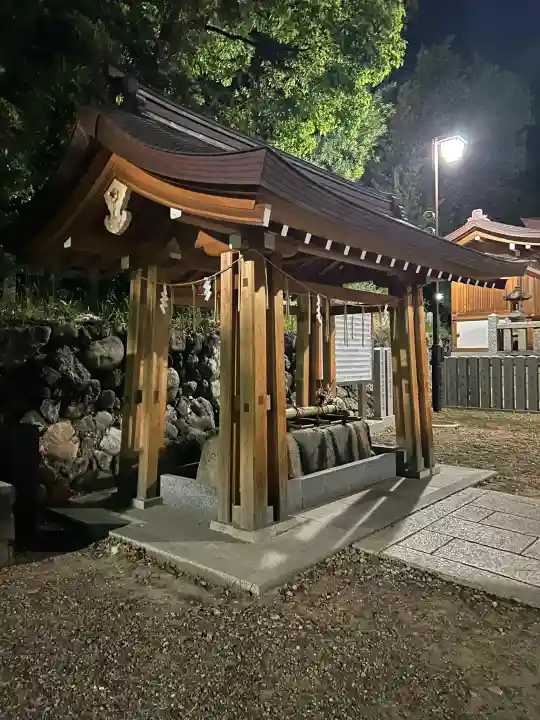 茨木神社の{uncategorized: "未分類", other: "その他", undefined: "問題あり", building: "その他建物", grave: "お墓", sacred_gate: "鳥居", guardian: "狛犬", statue: "像", buddha: "仏像", history: "歴史", nature: "自然", garden: "庭園", animal: "動物", pagoda: "塔", temizu: "手水舎", mountain_gate: "山門・神門", sanctuary: "本殿・本堂", subordinate: "末社・摂社", art: "芸術", scenery: "景色", jizo: "地蔵", ema: "絵馬", goshuin: "御朱印", omikuji: "おみくじ", items: "授与品その他", amulet: "お守り", goshuincho: "御朱印帳", eats: "食事", festival: "お祭り", votive_dance: "神楽", shichigosan: "七五三参", wedding: "結婚式", experience: "体験その他", initially: "初詣", around: "周辺", anti_infection: "感染症対策"}