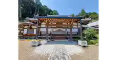 霊泉寺の本殿