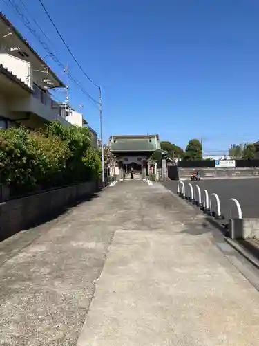 大松寺の山門