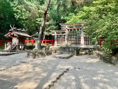 檜原神社（大神神社摂社）のその他建物