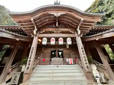 横峰寺の{uncategorized: "未分類", other: "その他", undefined: "問題あり", building: "その他建物", grave: "お墓", sacred_gate: "鳥居", guardian: "狛犬", statue: "像", buddha: "仏像", history: "歴史", nature: "自然", garden: "庭園", animal: "動物", pagoda: "塔", temizu: "手水舎", mountain_gate: "山門・神門", sanctuary: "本殿・本堂", subordinate: "末社・摂社", art: "芸術", scenery: "景色", jizo: "地蔵", ema: "絵馬", goshuin: "御朱印", omikuji: "おみくじ", items: "授与品その他", amulet: "お守り", goshuincho: "御朱印帳", eats: "食事", festival: "お祭り", votive_dance: "神楽", shichigosan: "七五三参", wedding: "結婚式", experience: "体験その他", initially: "初詣", around: "周辺", anti_infection: "感染症対策"}