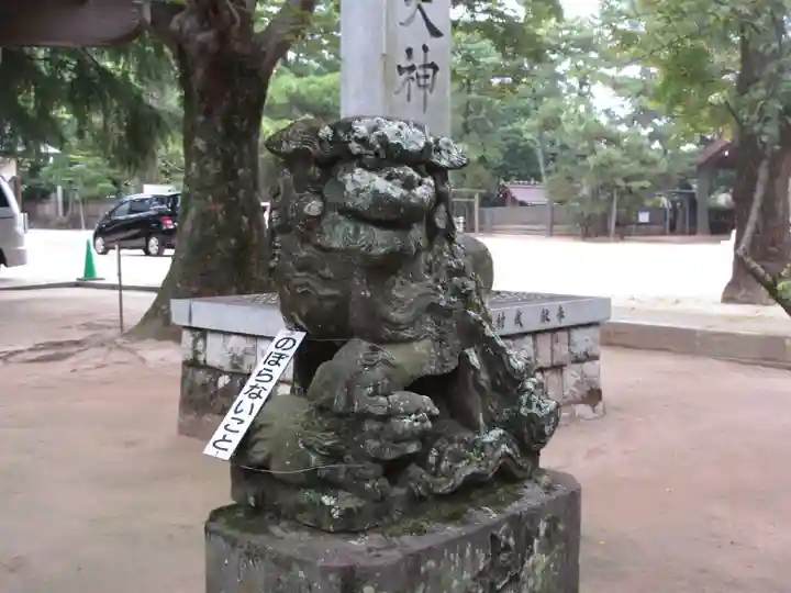 意富比神社の狛犬