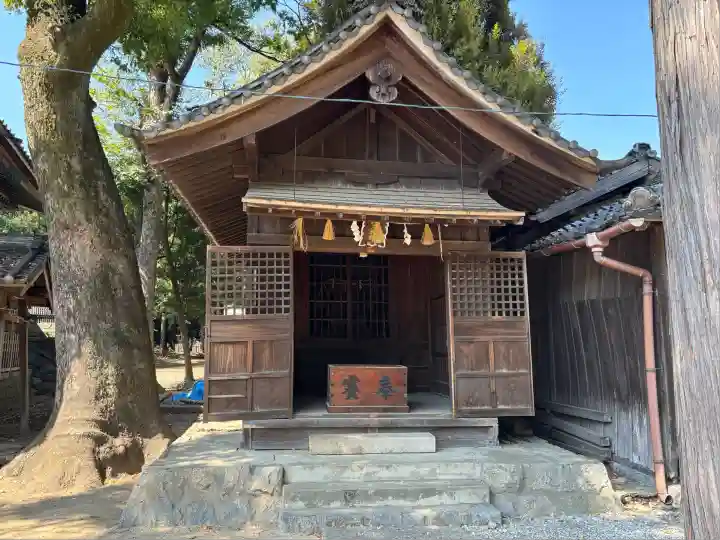 豊川進雄神社の末社・摂社