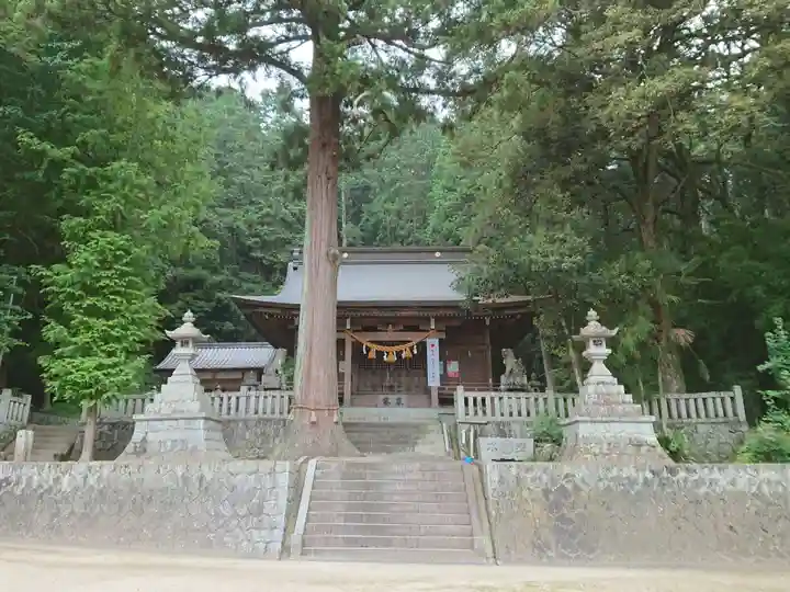 須賀神社の本殿・本堂