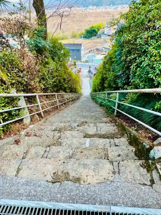 法泉寺の{uncategorized: "未分類", other: "その他", undefined: "問題あり", building: "その他建物", grave: "お墓", sacred_gate: "鳥居", guardian: "狛犬", statue: "像", buddha: "仏像", history: "歴史", nature: "自然", garden: "庭園", animal: "動物", pagoda: "塔", temizu: "手水舎", mountain_gate: "山門・神門", sanctuary: "本殿・本堂", subordinate: "末社・摂社", art: "芸術", scenery: "景色", jizo: "地蔵", ema: "絵馬", goshuin: "御朱印", omikuji: "おみくじ", items: "授与品その他", amulet: "お守り", goshuincho: "御朱印帳", eats: "食事", festival: "お祭り", votive_dance: "神楽", shichigosan: "七五三参", wedding: "結婚式", experience: "体験その他", initially: "初詣", around: "周辺", anti_infection: "感染症対策"}