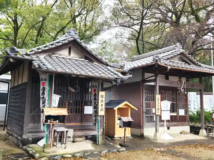 甚目寺の建物その他