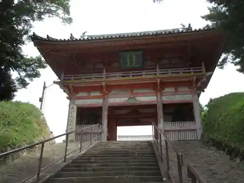 道成寺の山門