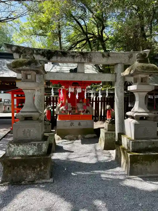 秩父神社の{uncategorized: "未分類", other: "その他", undefined: "問題あり", building: "その他建物", grave: "お墓", sacred_gate: "鳥居", guardian: "狛犬", statue: "像", buddha: "仏像", history: "歴史", nature: "自然", garden: "庭園", animal: "動物", pagoda: "塔", temizu: "手水舎", mountain_gate: "山門・神門", sanctuary: "本殿・本堂", subordinate: "末社・摂社", art: "芸術", scenery: "景色", jizo: "地蔵", ema: "絵馬", goshuin: "御朱印", omikuji: "おみくじ", items: "授与品その他", amulet: "お守り", goshuincho: "御朱印帳", eats: "食事", festival: "お祭り", votive_dance: "神楽", shichigosan: "七五三参", wedding: "結婚式", experience: "体験その他", initially: "初詣", around: "周辺", anti_infection: "感染症対策"}