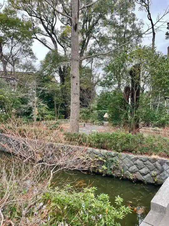 宮山神社の{uncategorized: "未分類", other: "その他", undefined: "問題あり", building: "その他建物", grave: "お墓", sacred_gate: "鳥居", guardian: "狛犬", statue: "像", buddha: "仏像", history: "歴史", nature: "自然", garden: "庭園", animal: "動物", pagoda: "塔", temizu: "手水舎", mountain_gate: "山門・神門", sanctuary: "本殿・本堂", subordinate: "末社・摂社", art: "芸術", scenery: "景色", jizo: "地蔵", ema: "絵馬", goshuin: "御朱印", omikuji: "おみくじ", items: "授与品その他", amulet: "お守り", goshuincho: "御朱印帳", eats: "食事", festival: "お祭り", votive_dance: "神楽", shichigosan: "七五三参", wedding: "結婚式", experience: "体験その他", initially: "初詣", around: "周辺", anti_infection: "感染症対策"}