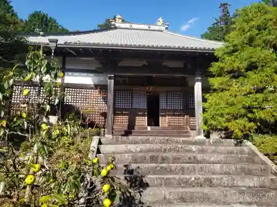 石塔寺の本殿・本堂