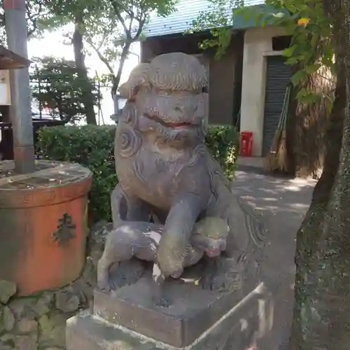 七社神社の狛犬