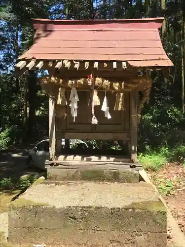 吉部八幡宮の末社・摂社