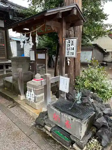 坂戸神社の手水