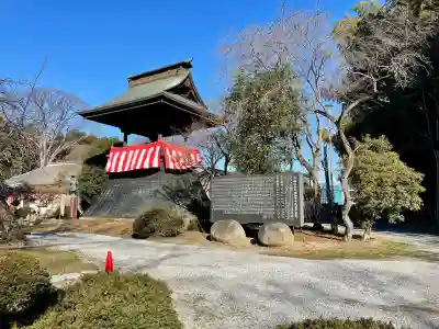 慈眼寺の{uncategorized: "未分類", other: "その他", undefined: "問題あり", building: "その他建物", grave: "お墓", sacred_gate: "鳥居", guardian: "狛犬", statue: "像", buddha: "仏像", history: "歴史", nature: "自然", garden: "庭園", animal: "動物", pagoda: "塔", temizu: "手水舎", mountain_gate: "山門・神門", sanctuary: "本殿・本堂", subordinate: "末社・摂社", art: "芸術", scenery: "景色", jizo: "地蔵", ema: "絵馬", goshuin: "御朱印", omikuji: "おみくじ", items: "授与品その他", amulet: "お守り", goshuincho: "御朱印帳", eats: "食事", festival: "お祭り", votive_dance: "神楽", shichigosan: "七五三参", wedding: "結婚式", experience: "体験その他", initially: "初詣", around: "周辺", anti_infection: "感染症対策"}