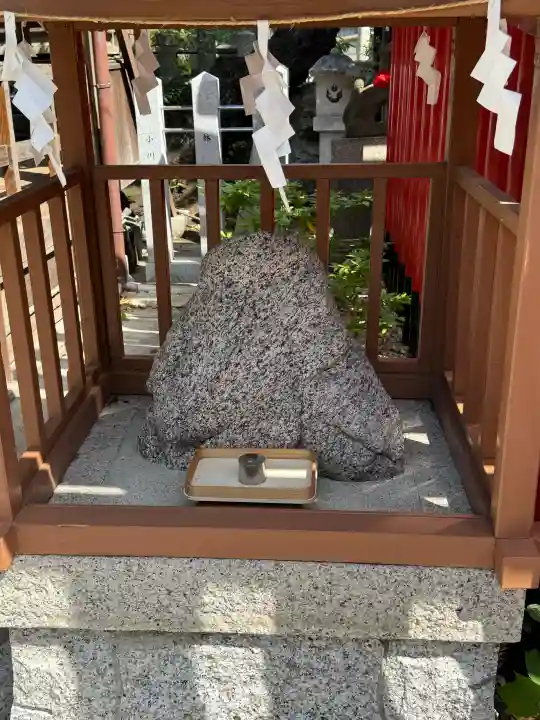 深島神社(柳原)の{uncategorized: "未分類", other: "その他", undefined: "問題あり", building: "その他建物", grave: "お墓", sacred_gate: "鳥居", guardian: "狛犬", statue: "像", buddha: "仏像", history: "歴史", nature: "自然", garden: "庭園", animal: "動物", pagoda: "塔", temizu: "手水舎", mountain_gate: "山門・神門", sanctuary: "本殿・本堂", subordinate: "末社・摂社", art: "芸術", scenery: "景色", jizo: "地蔵", ema: "絵馬", goshuin: "御朱印", omikuji: "おみくじ", items: "授与品その他", amulet: "お守り", goshuincho: "御朱印帳", eats: "食事", festival: "お祭り", votive_dance: "神楽", shichigosan: "七五三参", wedding: "結婚式", experience: "体験その他", initially: "初詣", around: "周辺", anti_infection: "感染症対策"}